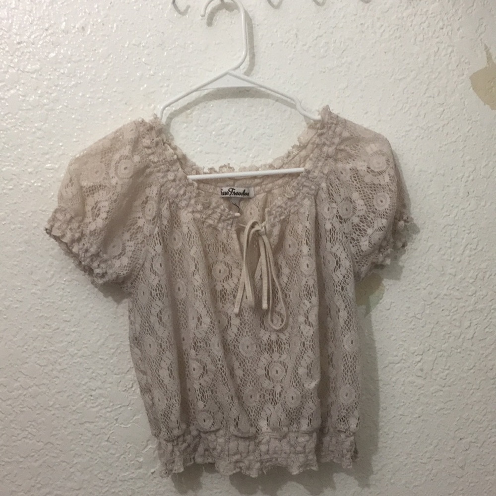 True Freedom crop shirt